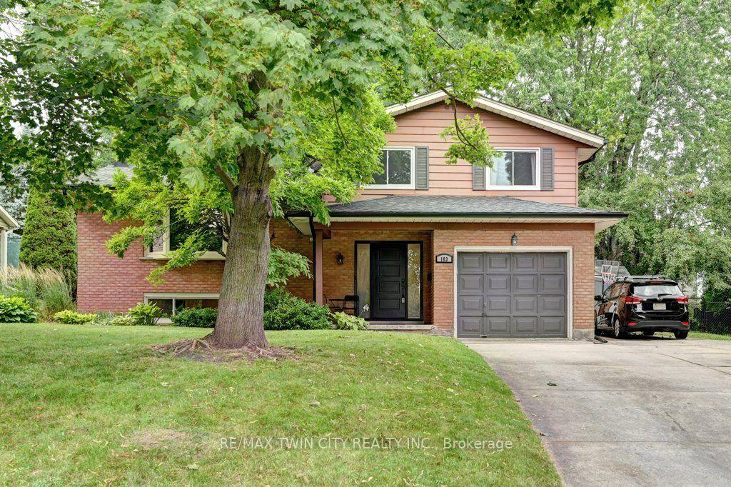 Photo 2 of 163 Chelford Crescent, Waterloo, Lincoln Heights — HOMEH