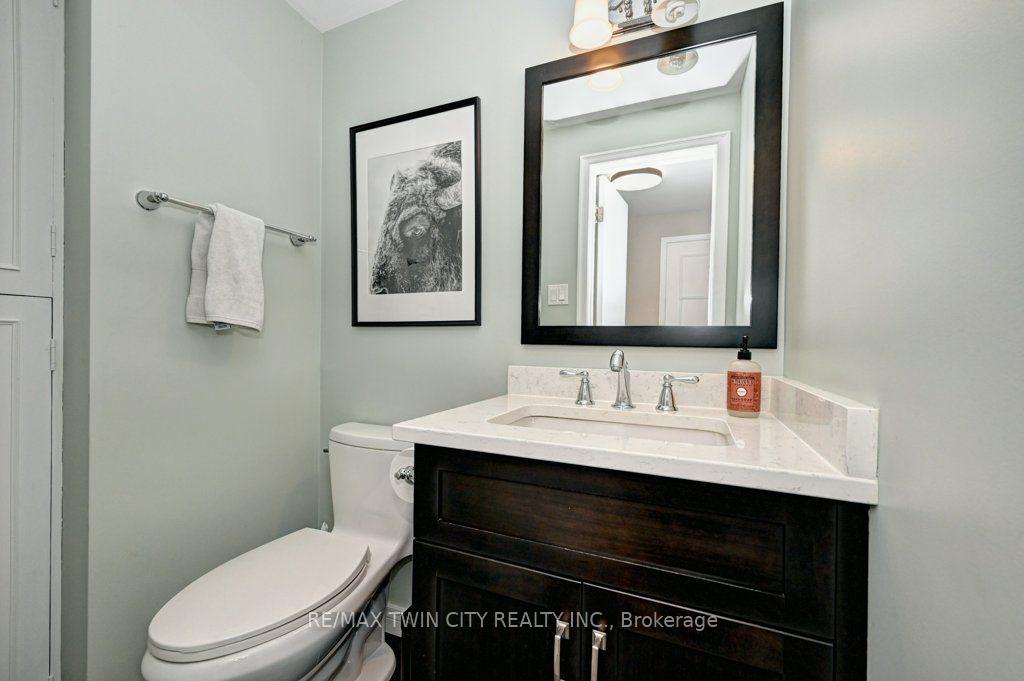 Photo 21 of 163 Chelford Crescent, Waterloo, Lincoln Heights — HOMEH