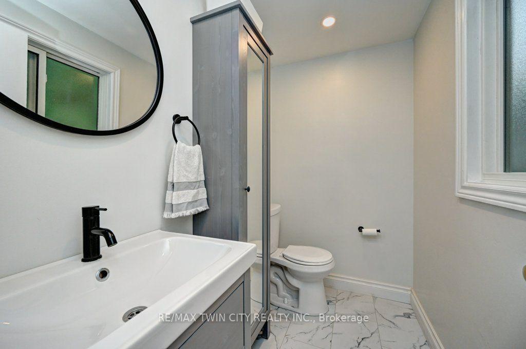 Photo 23 of 163 Chelford Crescent, Waterloo, Lincoln Heights — HOMEH