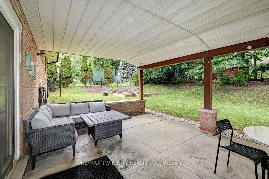 Photo 36 of 163 Chelford Crescent, Waterloo, Lincoln Heights — HOMEH
