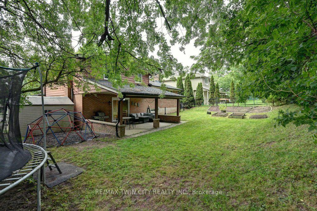 Photo 40 of 163 Chelford Crescent, Waterloo, Lincoln Heights — HOMEH