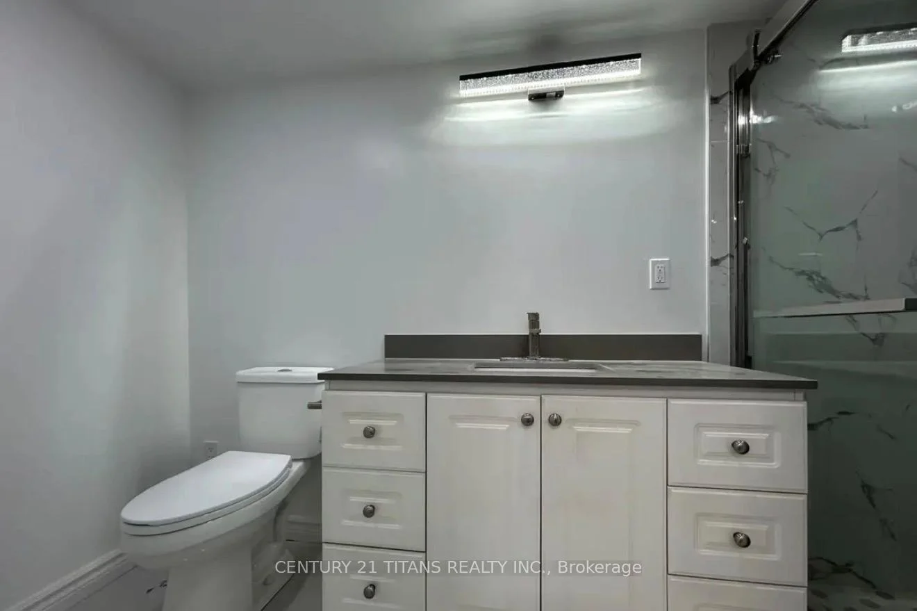 Photo 10 of Unit Bsmt Unit A, 60 Normandy Crescent, Richmond Hill, Harding — HOMEH