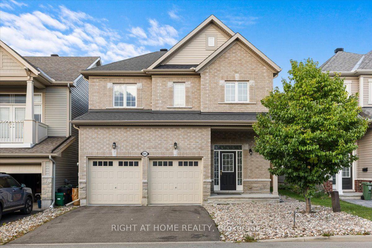 Photo 1 of 605 Silver Spruce Way, Ottawa, Kanata - Emerald Meadows/Trailwest — HOMEH
