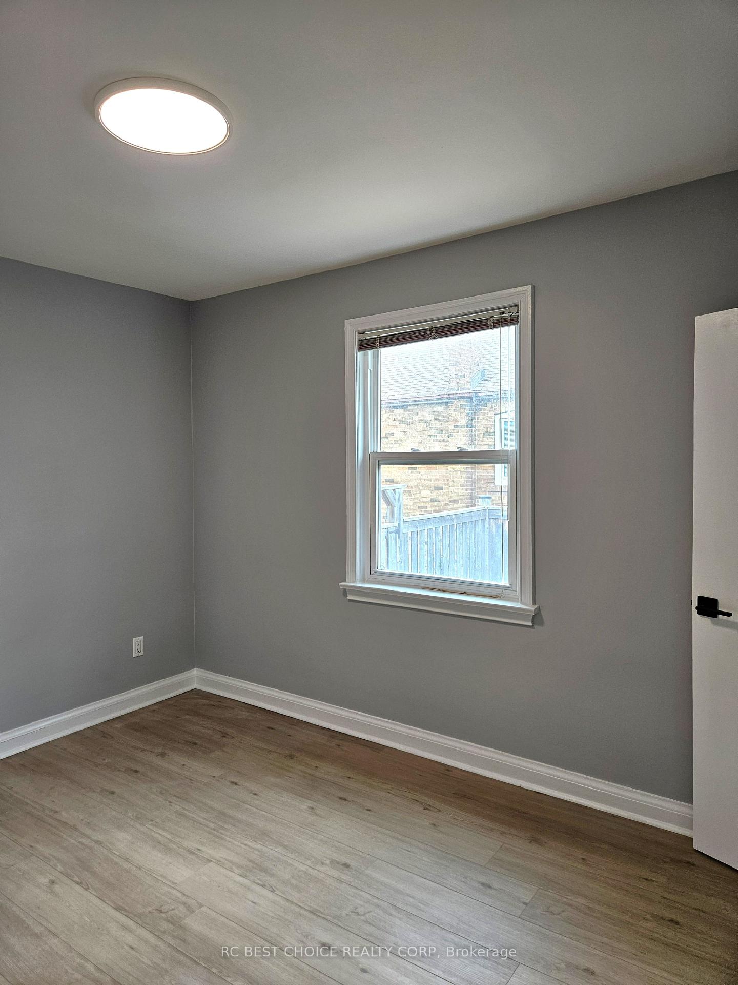 Photo 27 of Unit Main, 45 Mayall Avenue, North York, Downsview-Roding-CFB — HOMEH