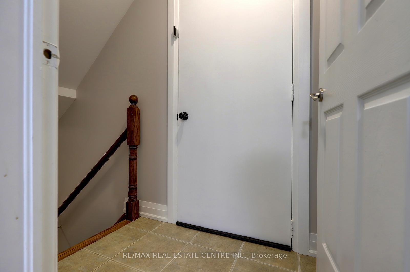 Photo 17 of 64 Meadowlark Drive, Halton Hills, Georgetown — HOMEH
