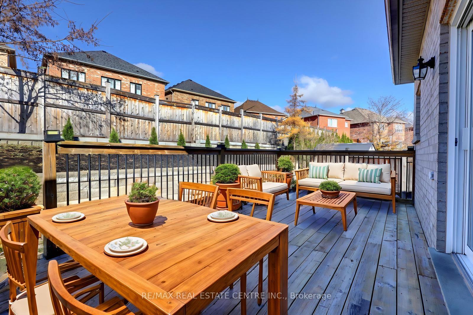 Photo 26 of 64 Meadowlark Drive, Halton Hills, Georgetown — HOMEH