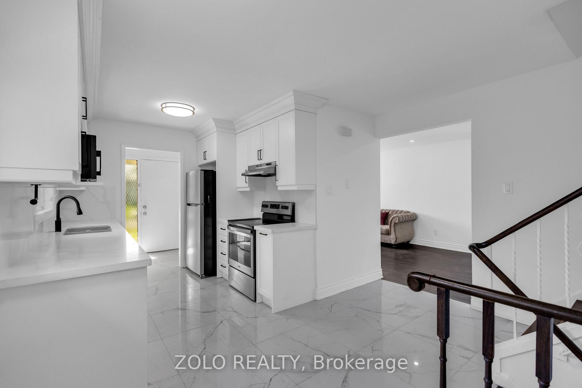 Photo 15 of 43 Davies Crescent, Barrie, Grove East — HOMEH