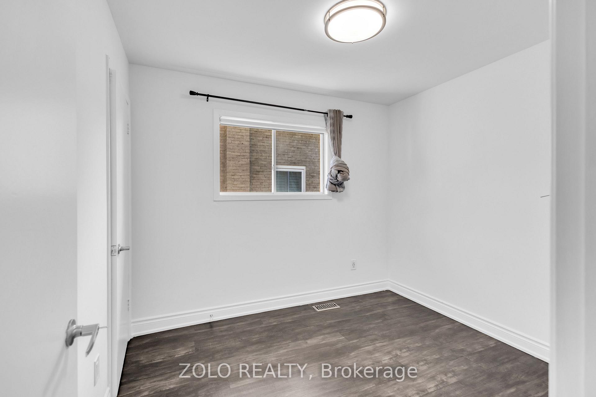 Photo 22 of 43 Davies Crescent, Barrie, Grove East — HOMEH