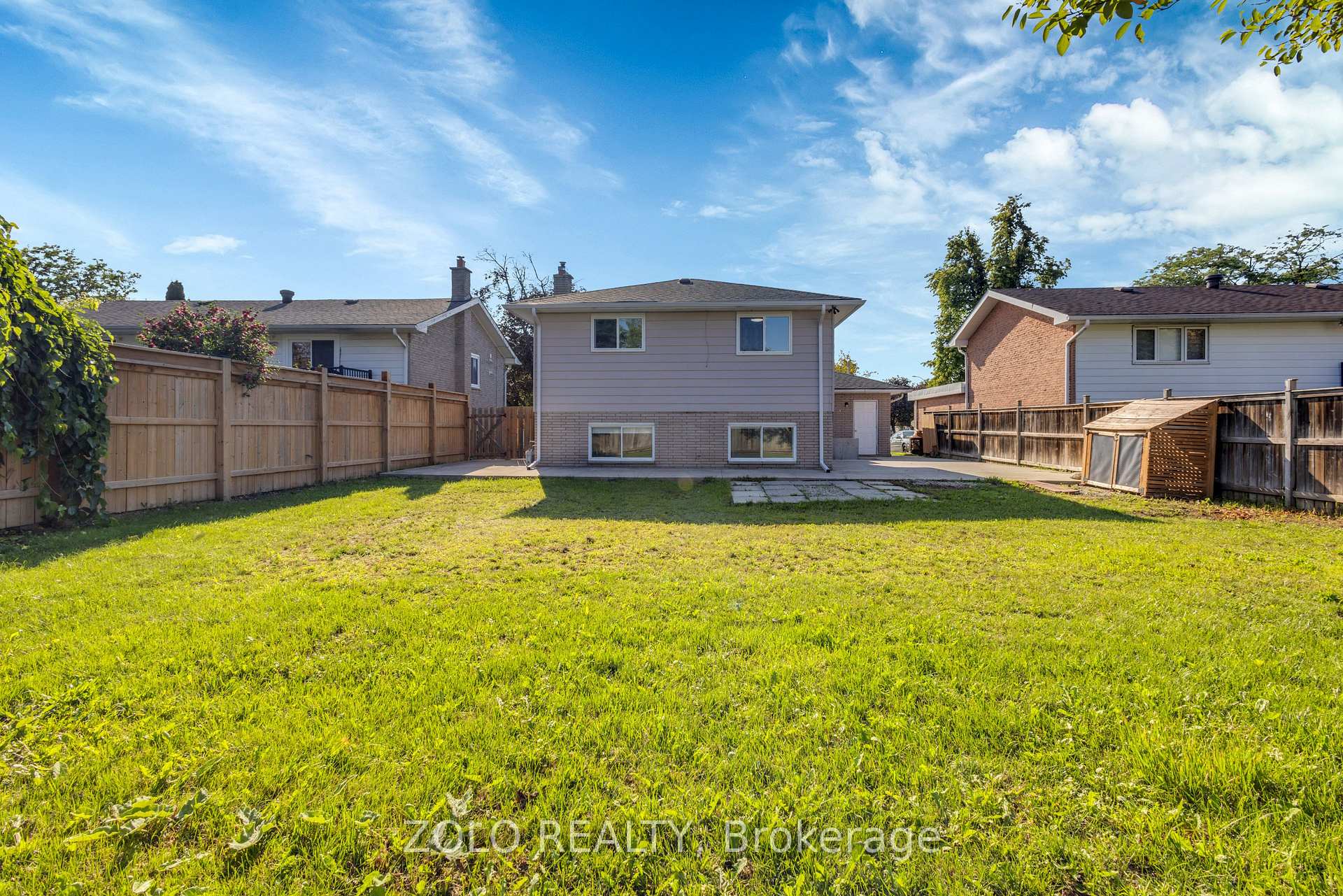 Photo 42 of 43 Davies Crescent, Barrie, Grove East — HOMEH