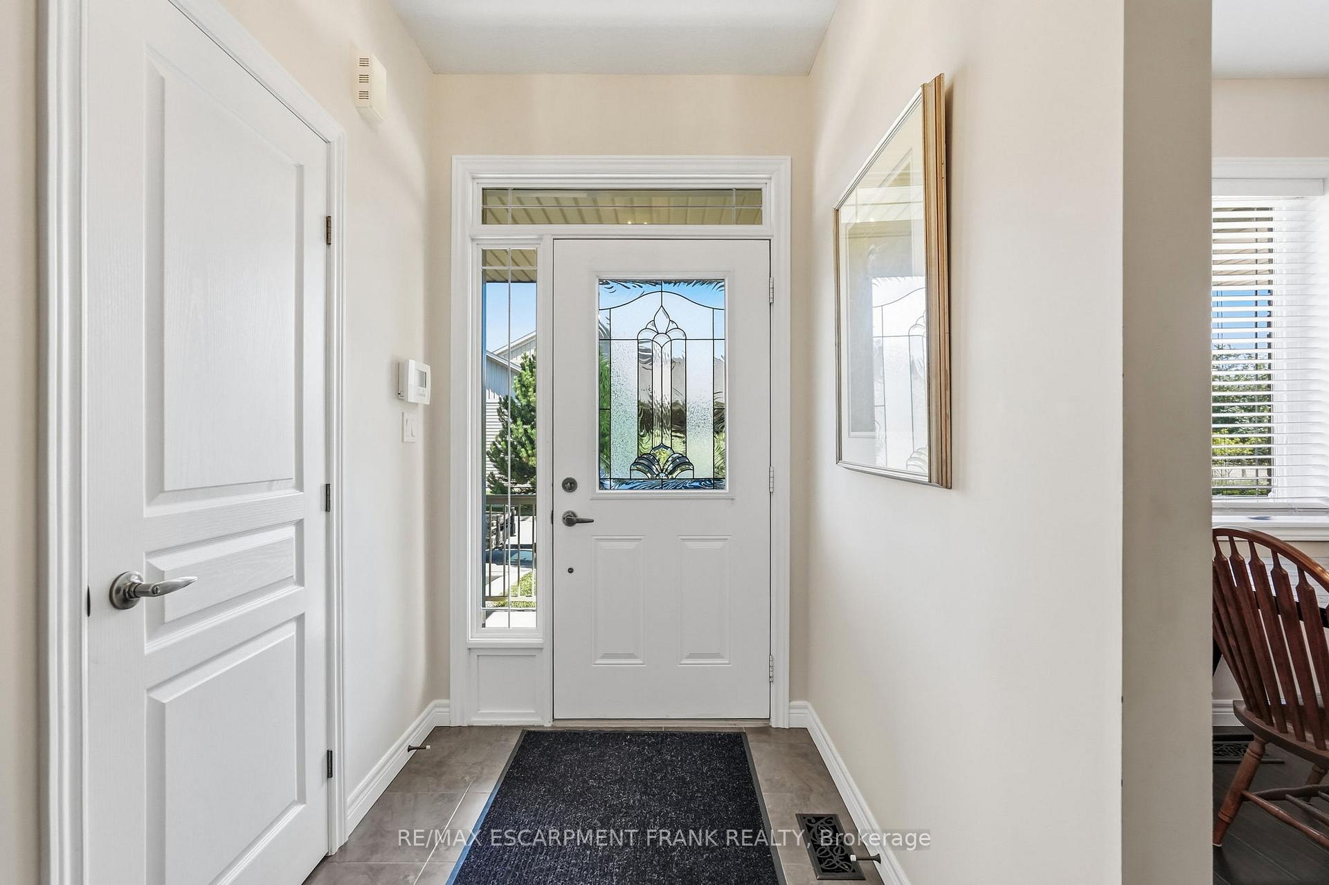 Photo 9 of 5 Murphy Lane, Hamilton, Binbrook — HOMEH