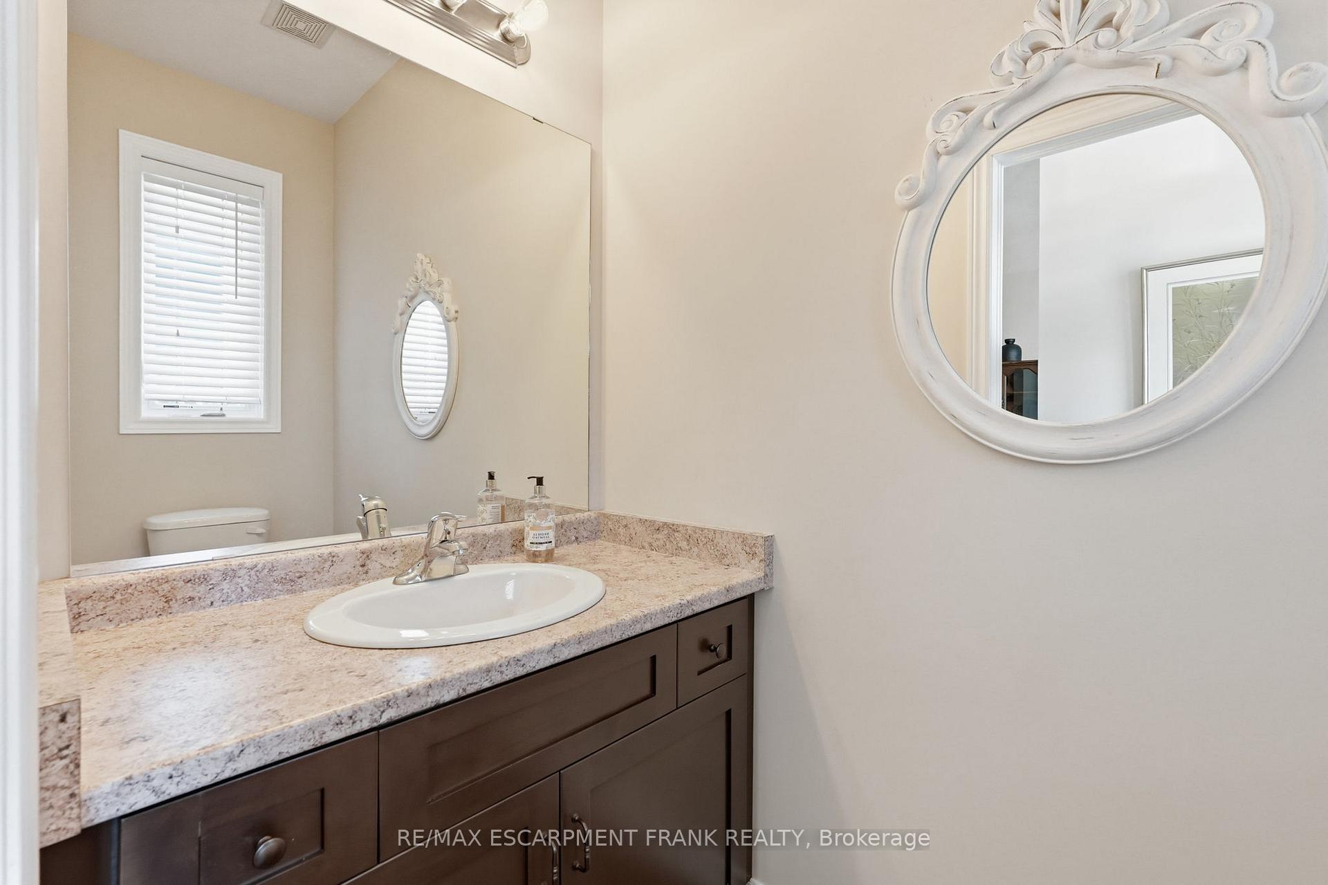 Photo 22 of 5 Murphy Lane, Hamilton, Binbrook — HOMEH