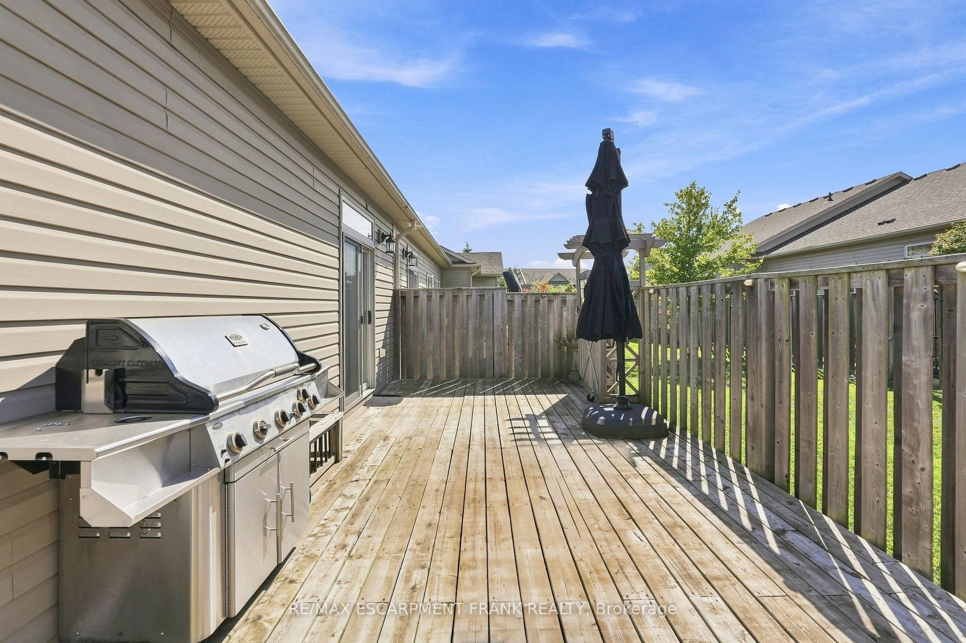 Photo 44 of 5 Murphy Lane, Hamilton, Binbrook — HOMEH