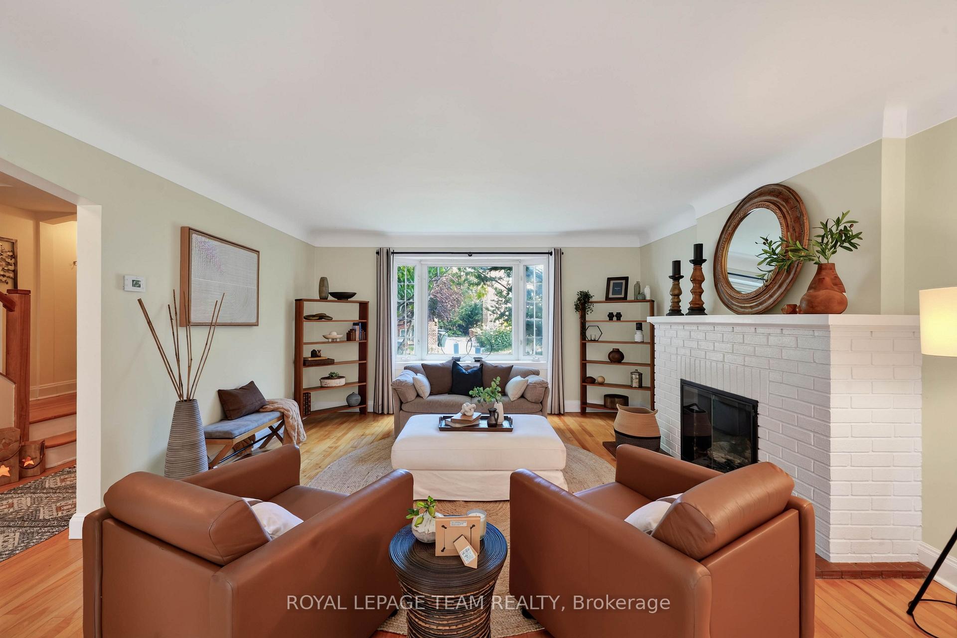 Photo 10 of 12 Lenore Place, Ottawa, Kingsview Park — HOMEH