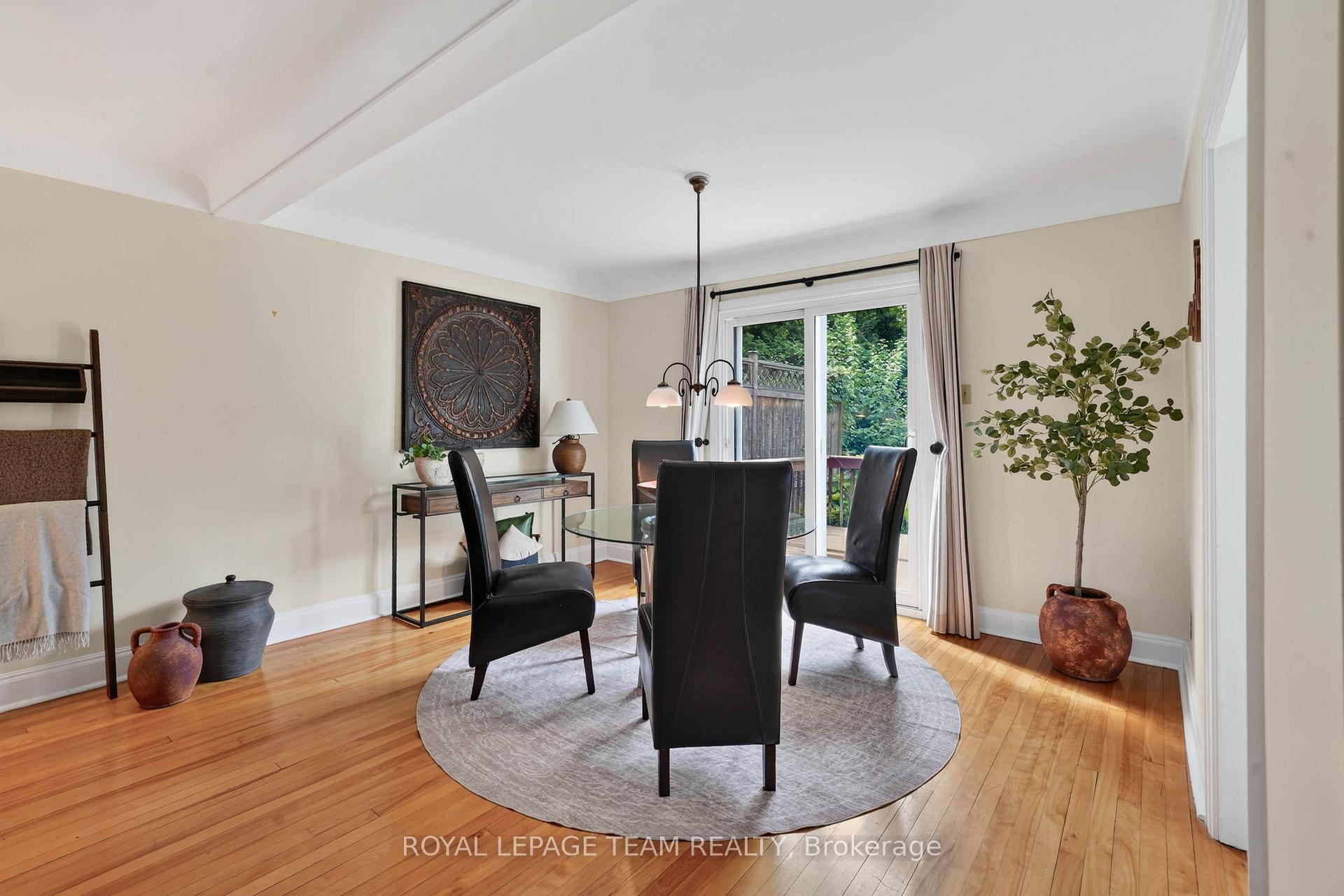 Photo 13 of 12 Lenore Place, Ottawa, Kingsview Park — HOMEH