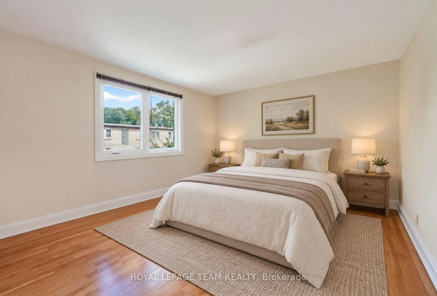 Photo 9 of 12 Lenore Place, Ottawa, Kingsview Park — HOMEH