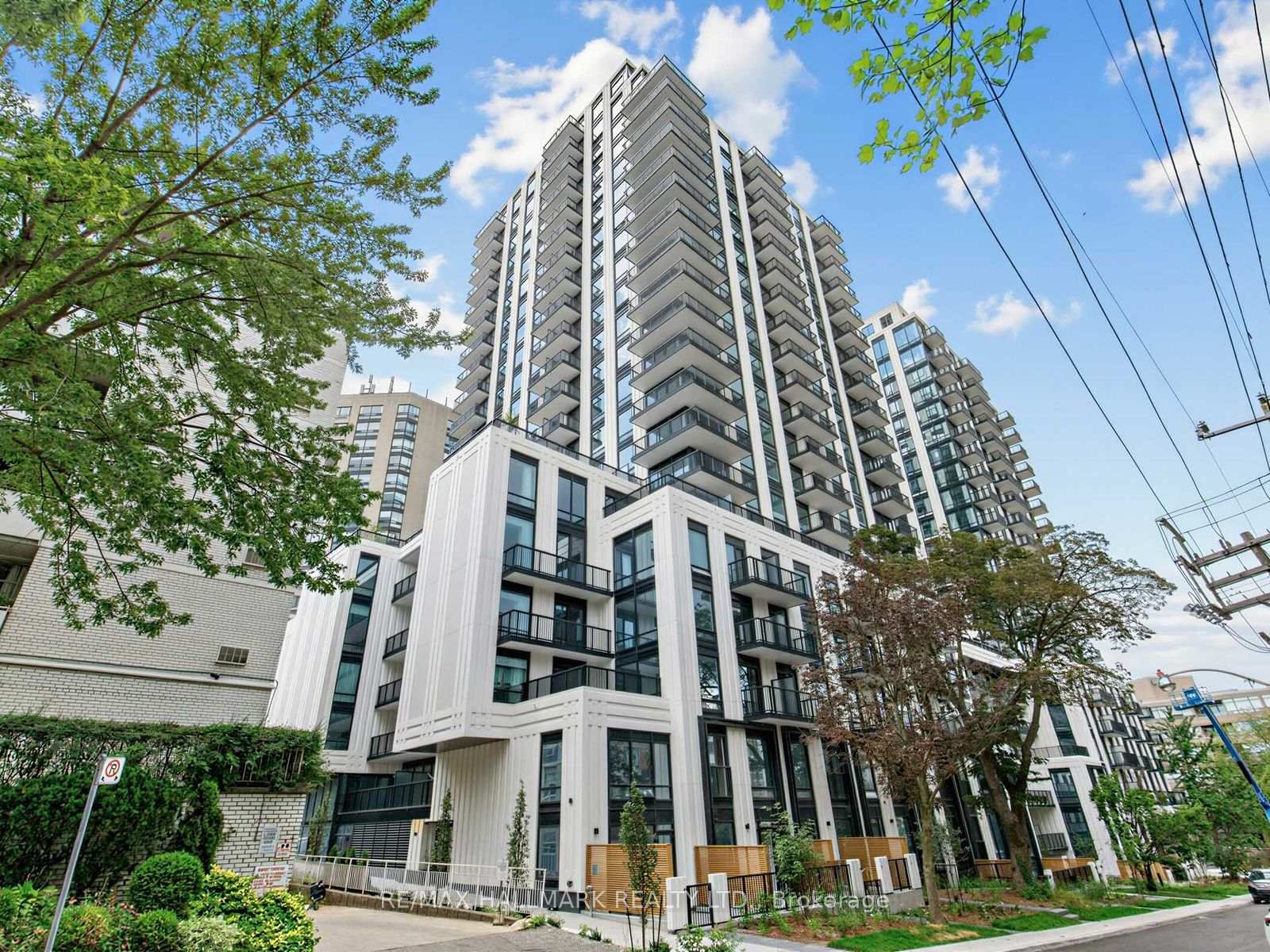 Photo 2 of Unit 528, 91 Montclair Avenue, Toronto, Forest Hill South — HOMEH