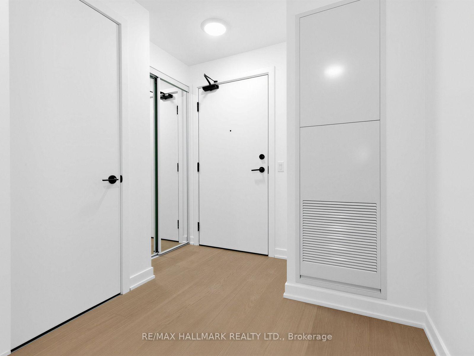 Photo 3 of Unit 528, 91 Montclair Avenue, Toronto, Forest Hill South — HOMEH