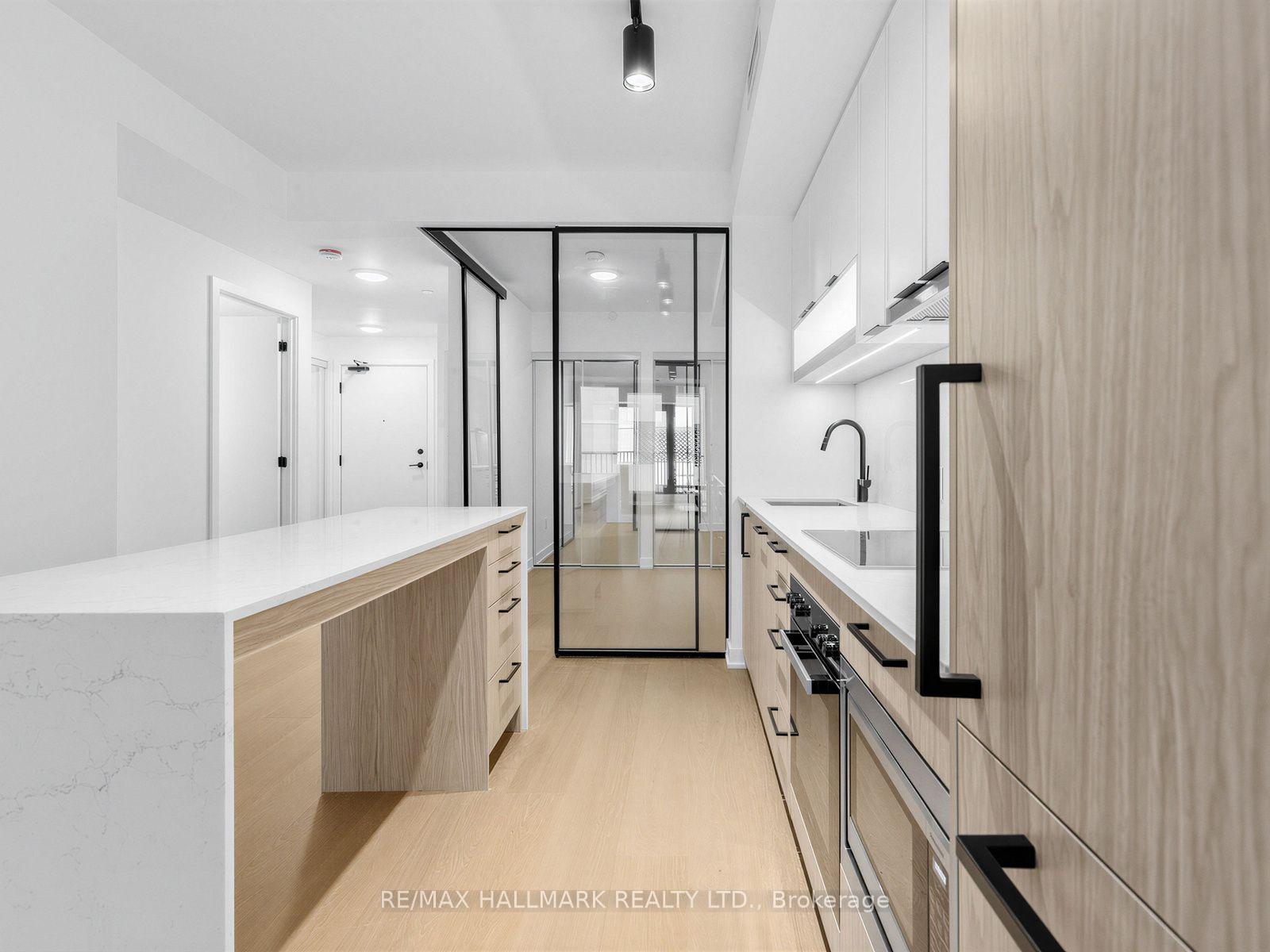 Photo 6 of Unit 528, 91 Montclair Avenue, Toronto, Forest Hill South — HOMEH