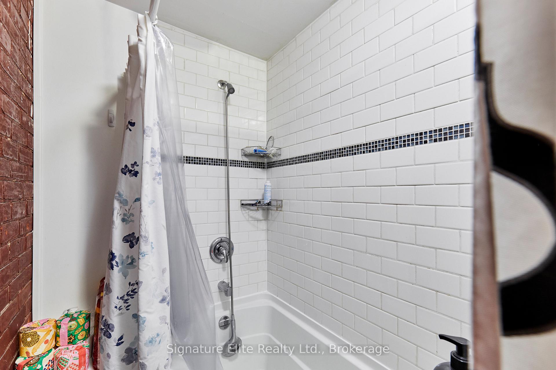 Photo 31 of 340 Pacific Avenue, Toronto, Junction Area — HOMEH