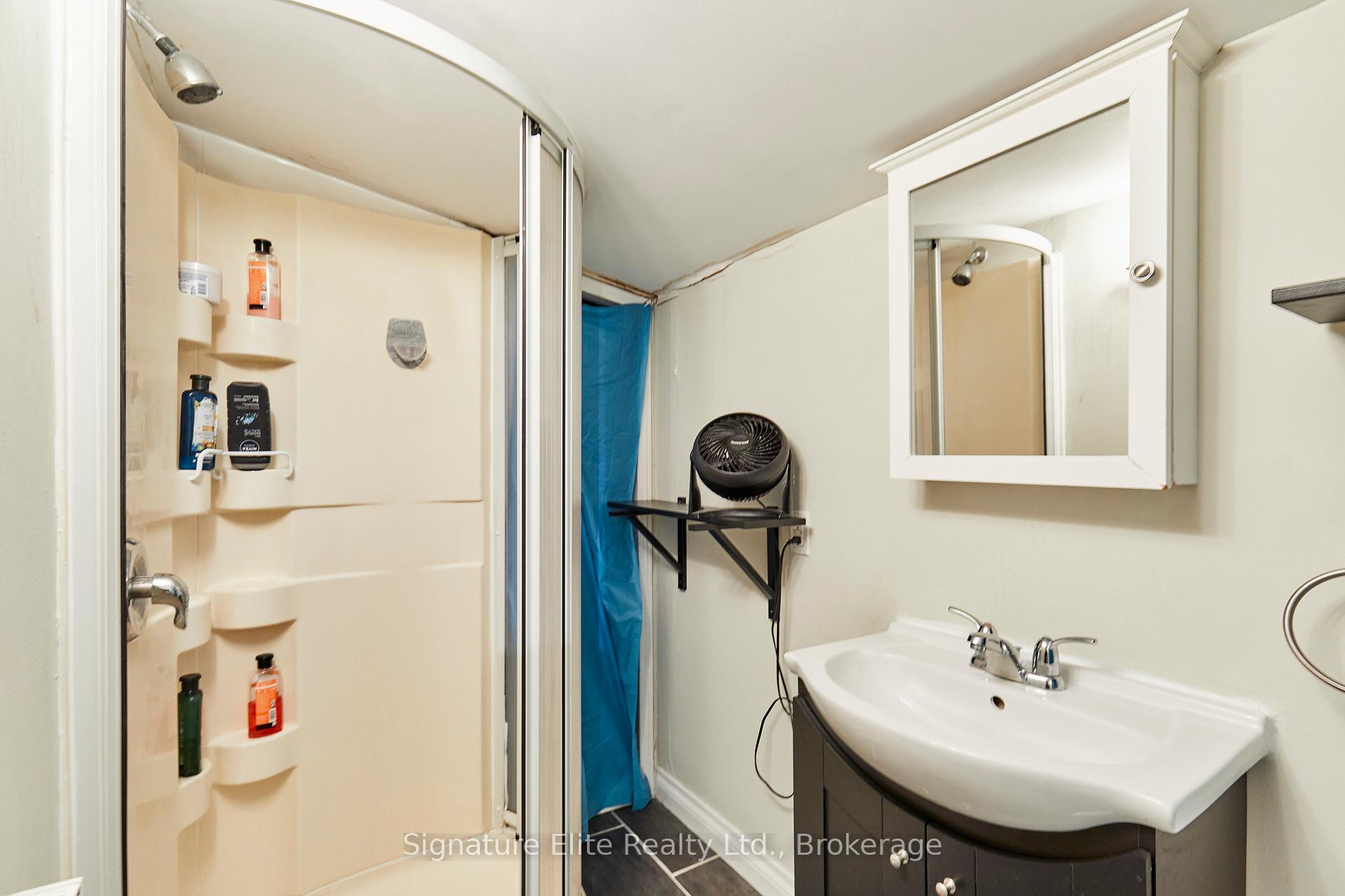 Photo 39 of 340 Pacific Avenue, Toronto, Junction Area — HOMEH