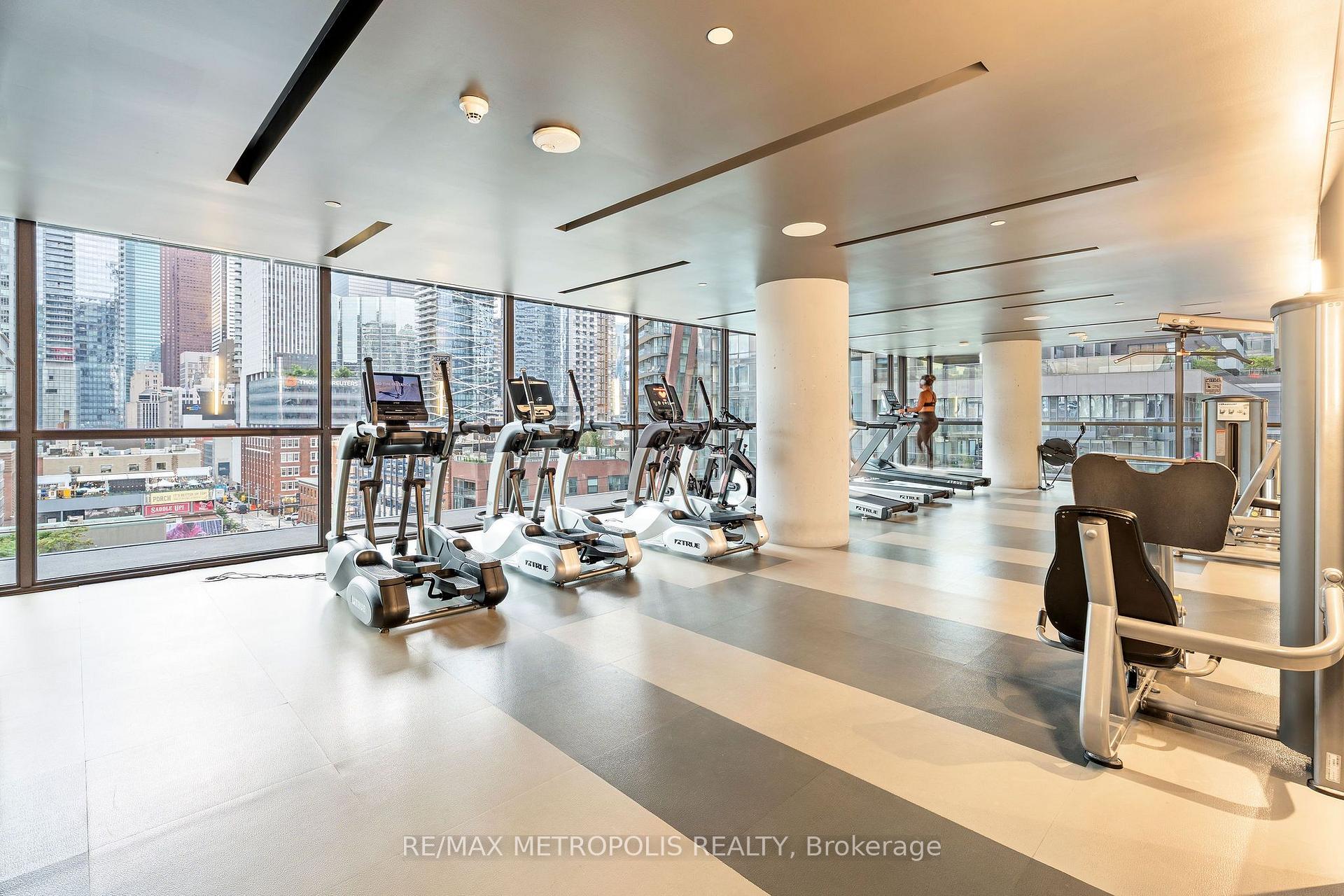 Photo 24 of Unit 4010, 290 Adelaide Street W, Toronto, Waterfront Communities — HOMEH