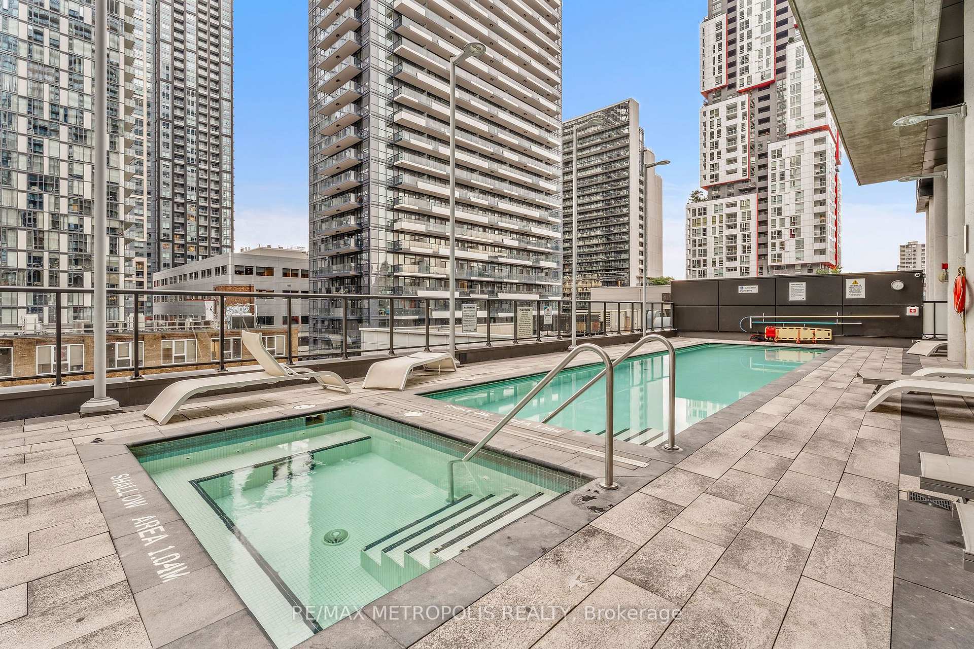 Photo 26 of Unit 4010, 290 Adelaide Street W, Toronto, Waterfront Communities — HOMEH