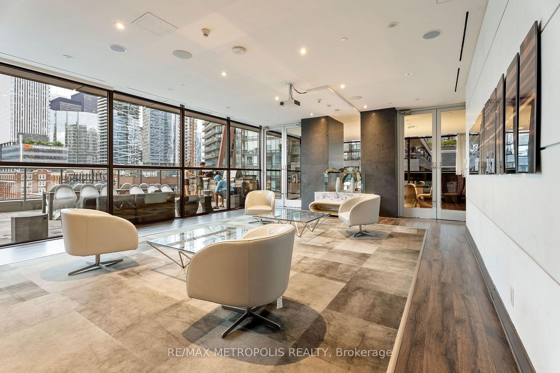 Photo 27 of Unit 4010, 290 Adelaide Street W, Toronto, Waterfront Communities — HOMEH