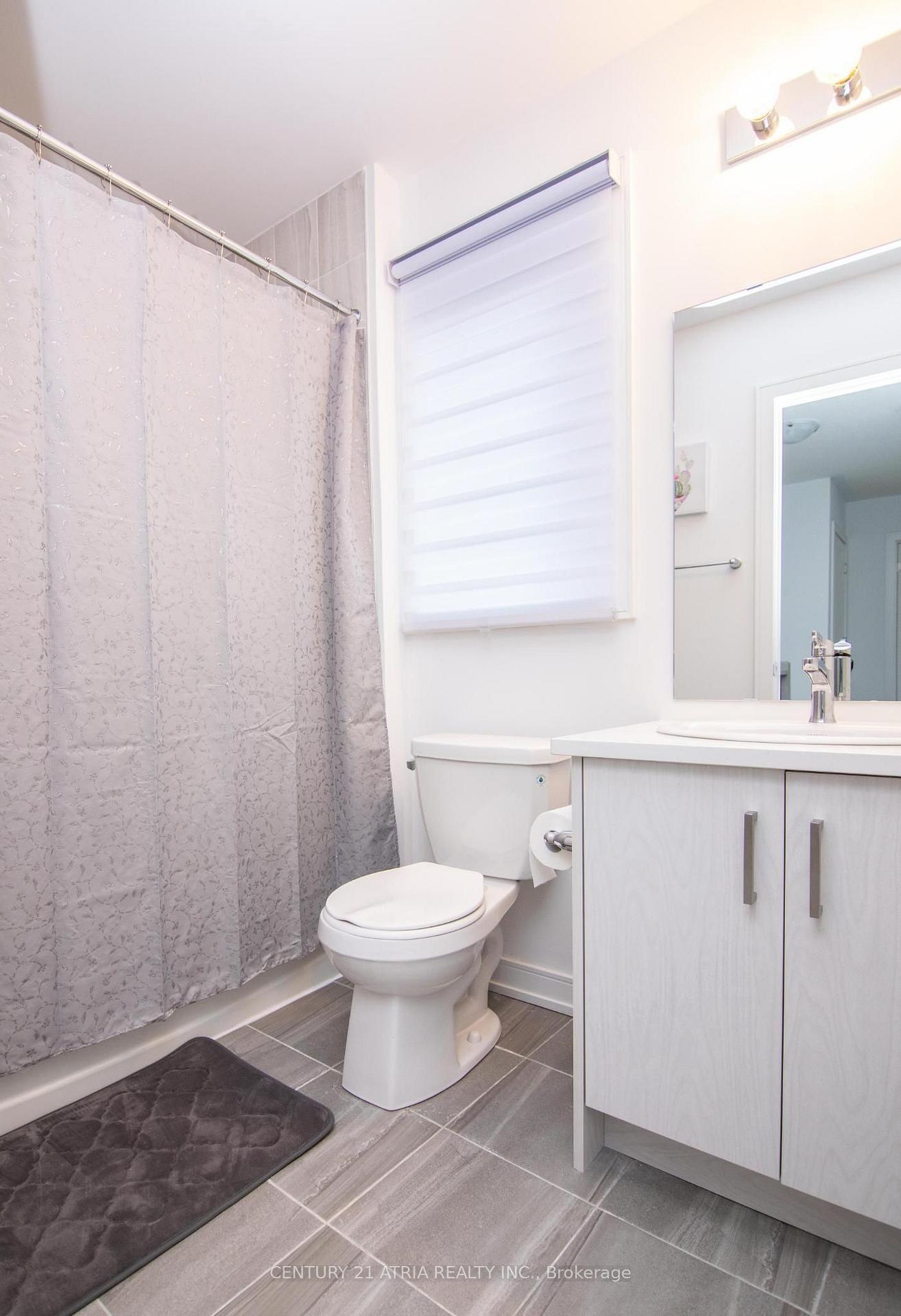 Photo 2 of 103 Appletree Lane N, Barrie, Innis-Shore — HOMEH