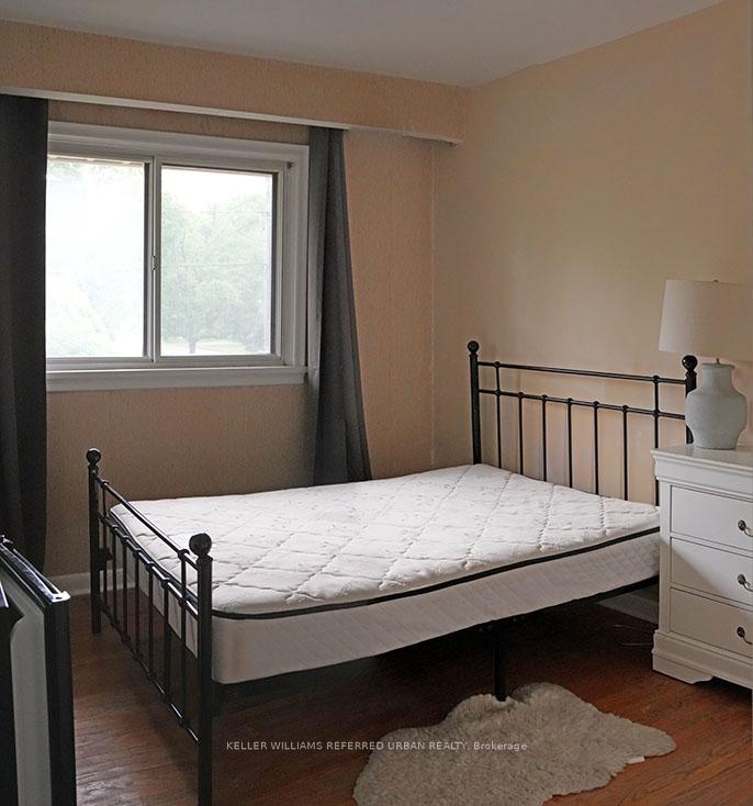 Photo 6 of 153 Newton Drive, North York, Newtonbrook East — HOMEH