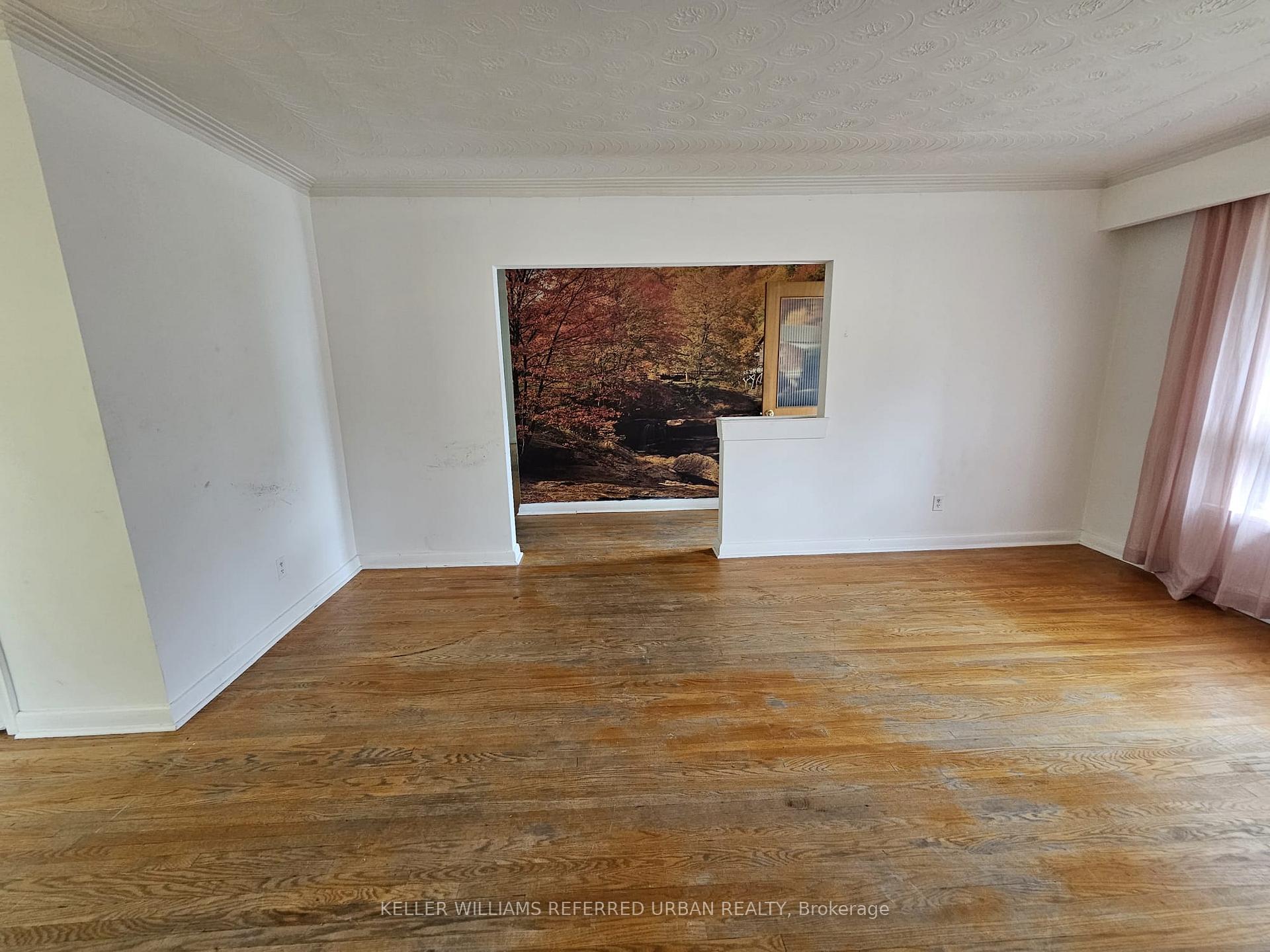 Photo 12 of 153 Newton Drive, North York, Newtonbrook East — HOMEH