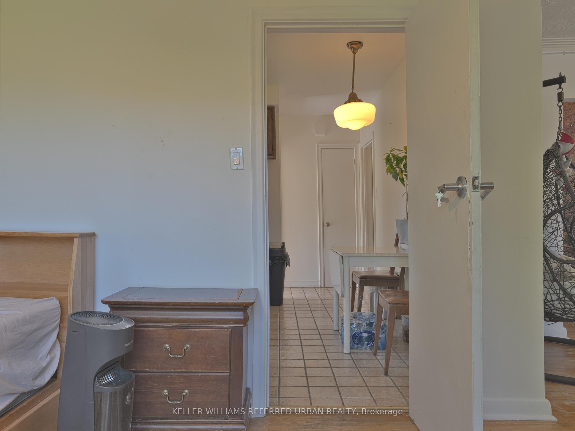 Photo 38 of 153 Newton Drive, North York, Newtonbrook East — HOMEH