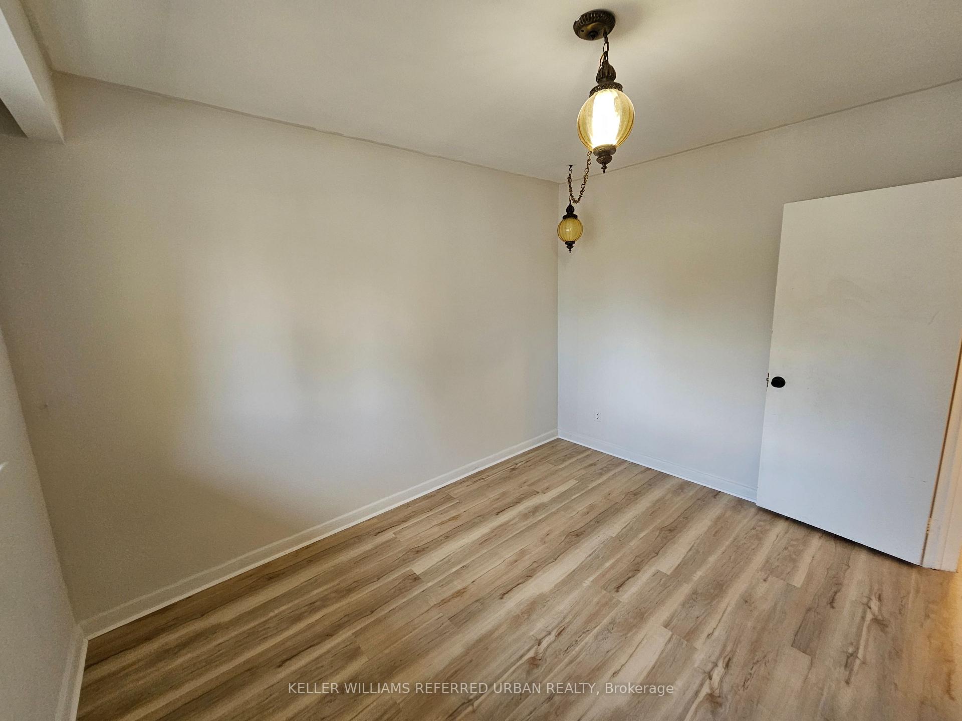Photo 30 of 153 Newton Drive, North York, Newtonbrook East — HOMEH