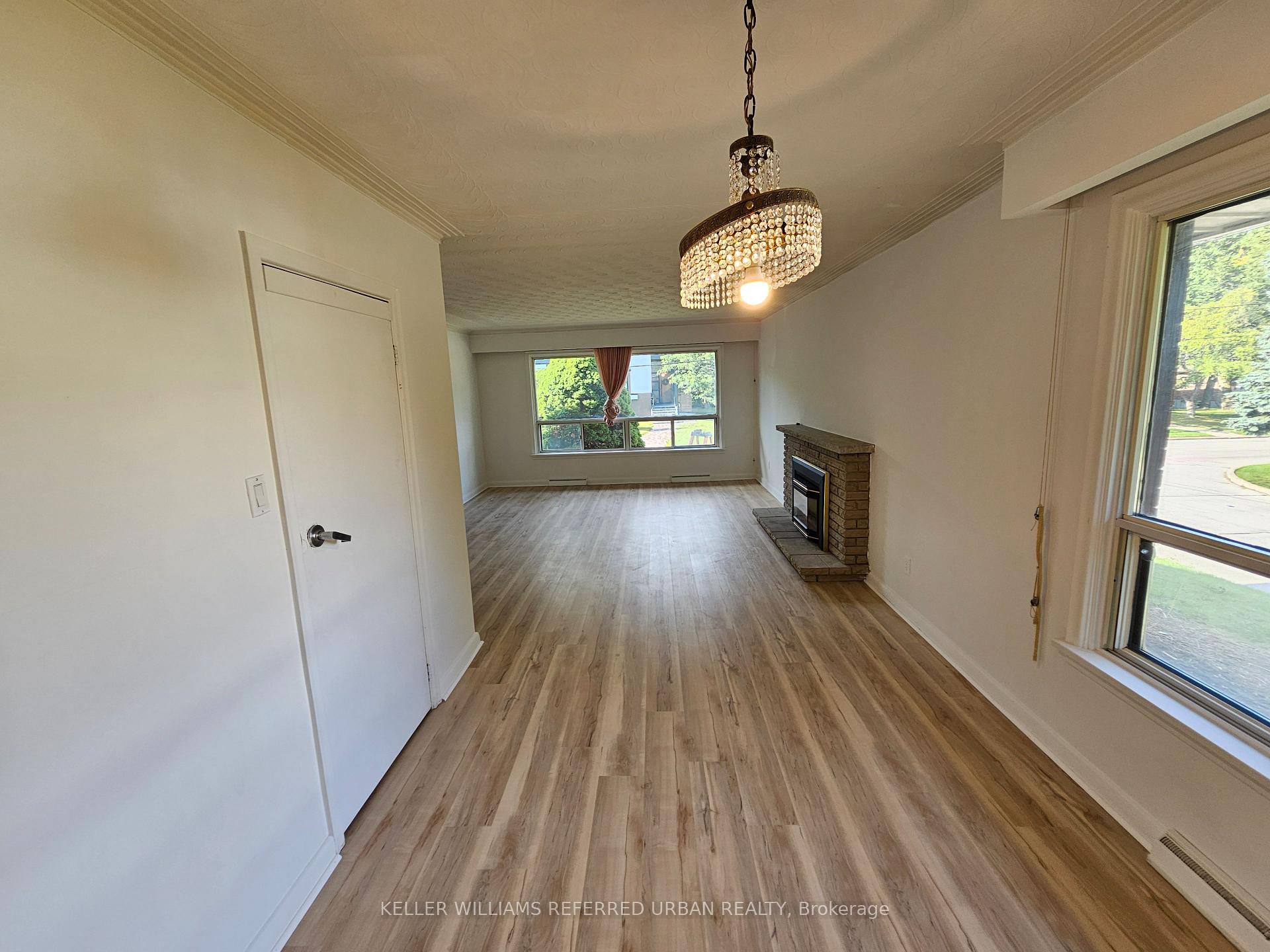 Photo 36 of 153 Newton Drive, North York, Newtonbrook East — HOMEH
