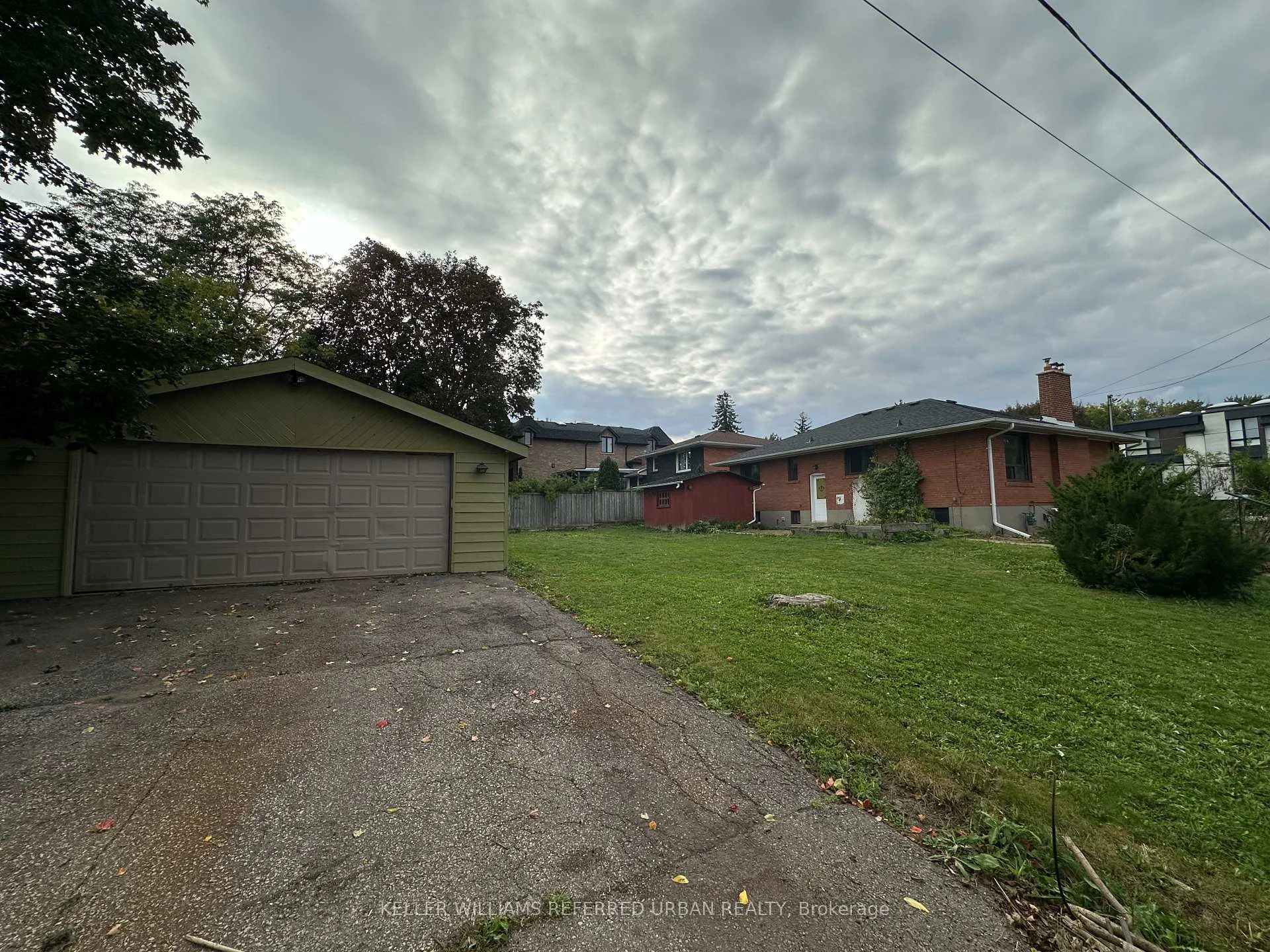 Photo 3 of 153 Newton Drive, North York, Newtonbrook East — HOMEH