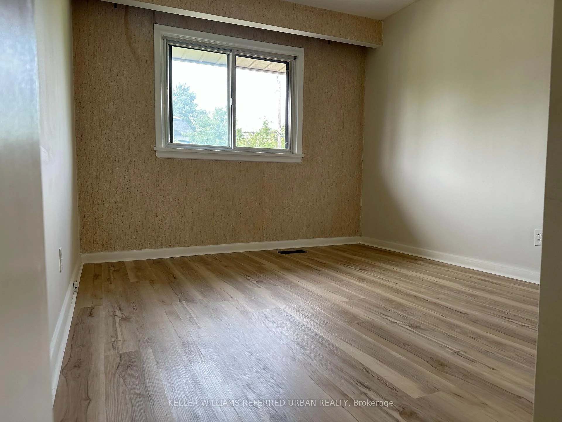 Photo 51 of 153 Newton Drive, North York, Newtonbrook East — HOMEH