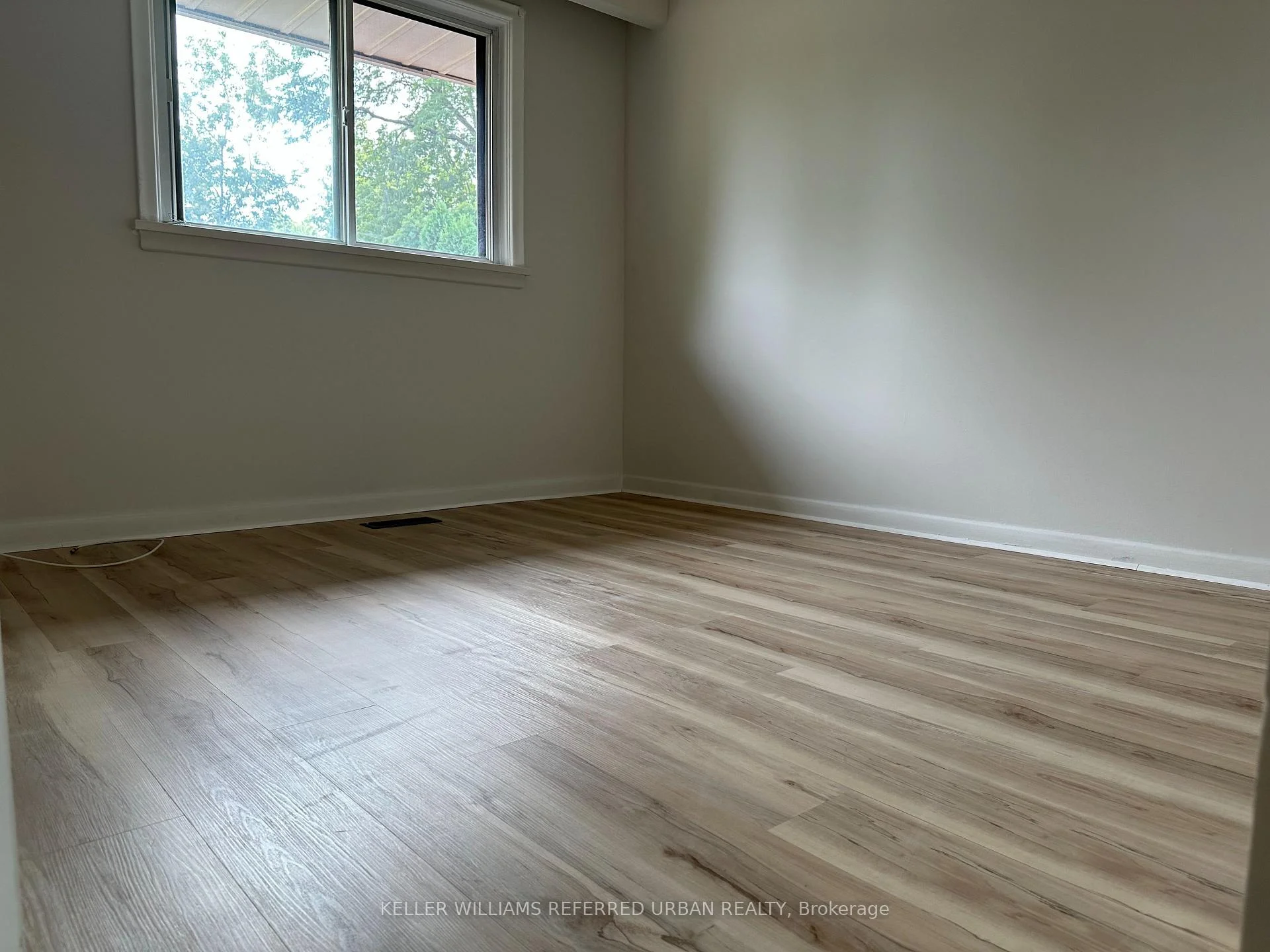 Photo 27 of 153 Newton Drive, North York, Newtonbrook East — HOMEH