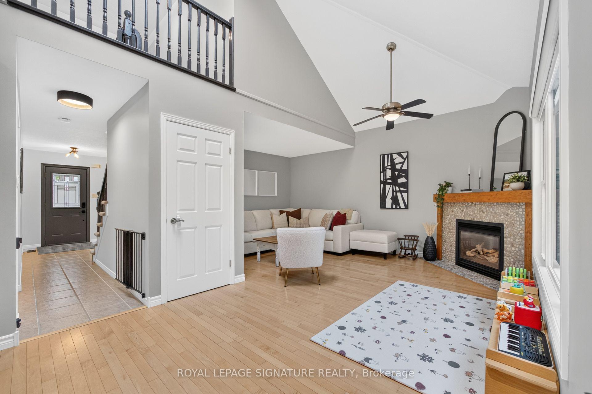 Photo 12 of 16 Pine Ridge Drive, Guelph, Pineridge/Westminster Woods — HOMEH