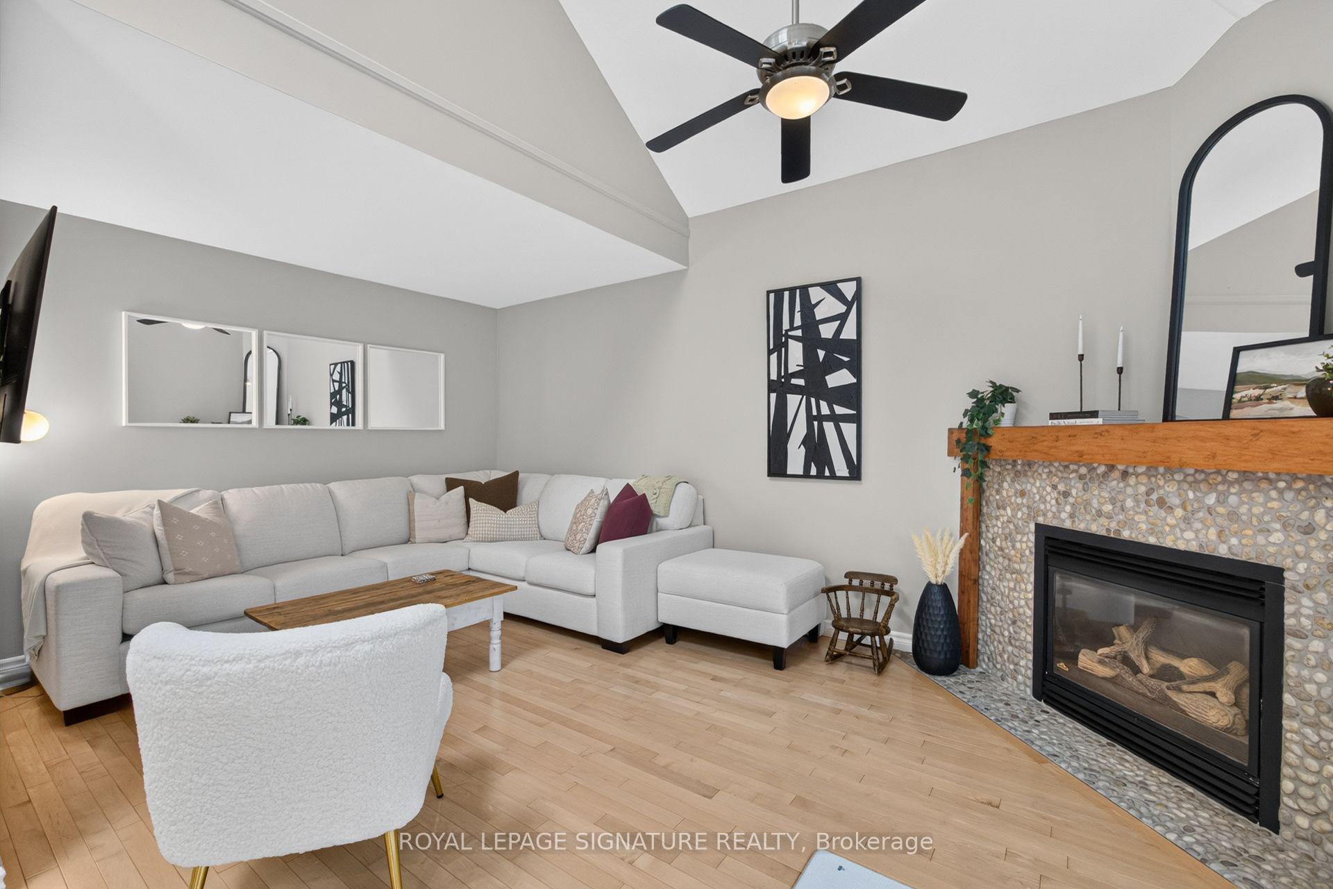 Photo 13 of 16 Pine Ridge Drive, Guelph, Pineridge/Westminster Woods — HOMEH
