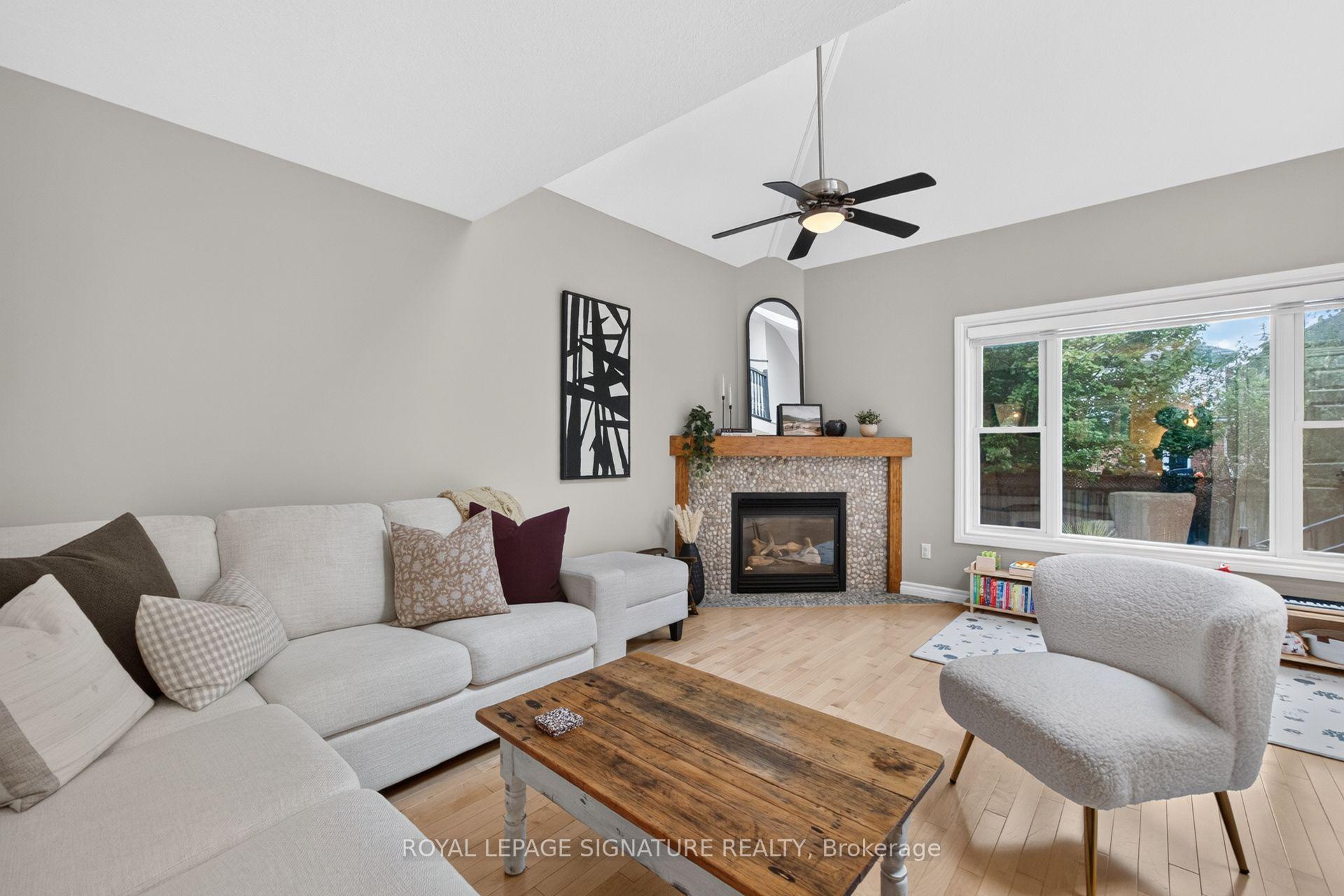 Photo 14 of 16 Pine Ridge Drive, Guelph, Pineridge/Westminster Woods — HOMEH