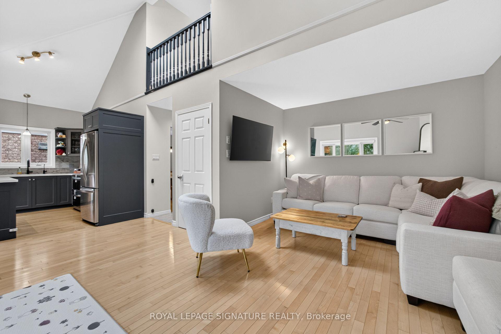 Photo 17 of 16 Pine Ridge Drive, Guelph, Pineridge/Westminster Woods — HOMEH