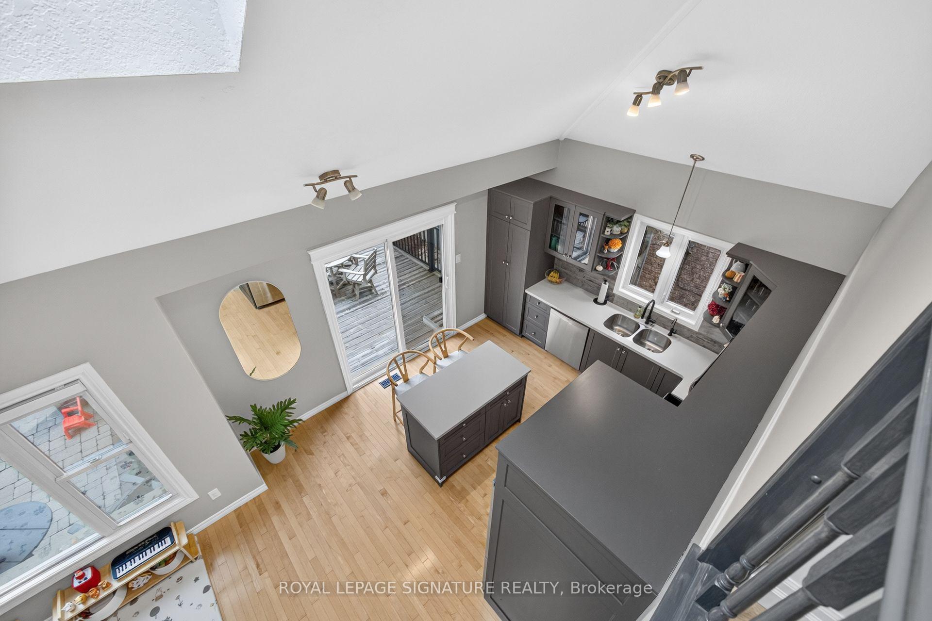 Photo 31 of 16 Pine Ridge Drive, Guelph, Pineridge/Westminster Woods — HOMEH