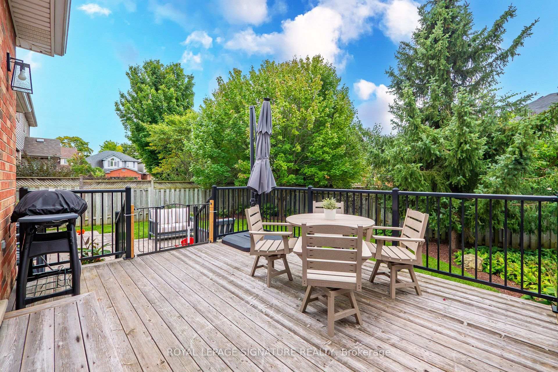 Photo 48 of 16 Pine Ridge Drive, Guelph, Pineridge/Westminster Woods — HOMEH