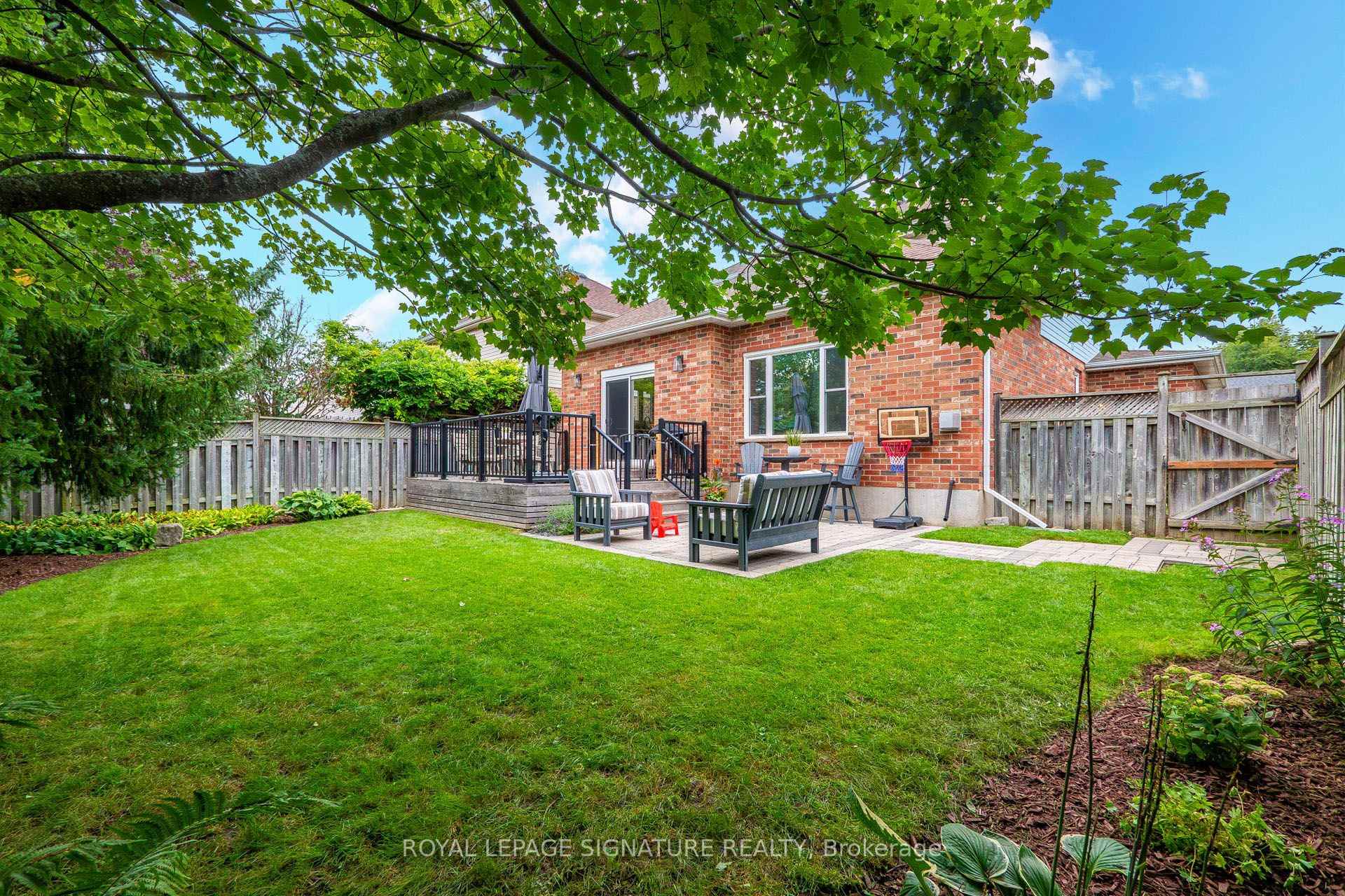 Photo 50 of 16 Pine Ridge Drive, Guelph, Pineridge/Westminster Woods — HOMEH