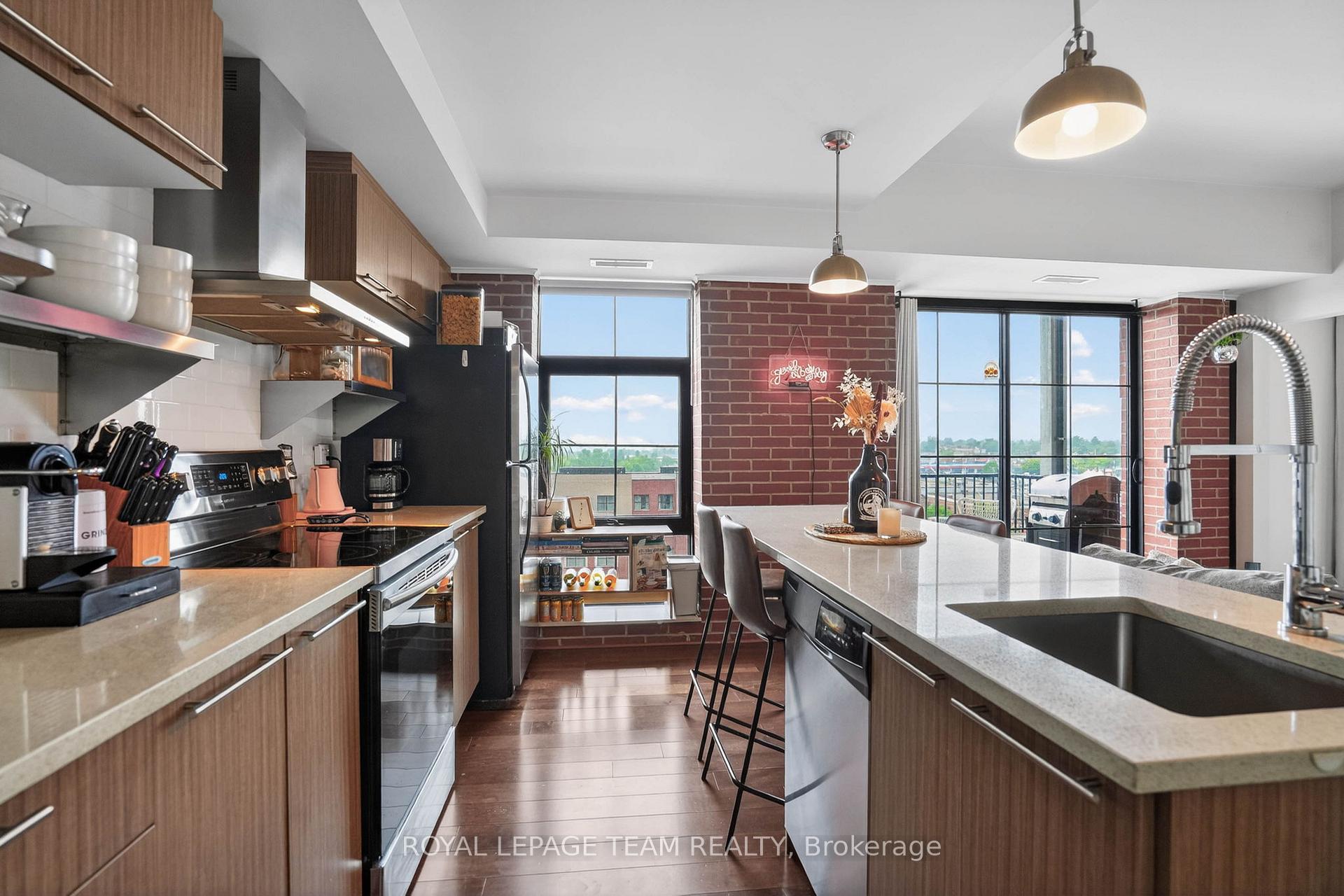 Photo 6 of Unit 808, 555 Anand Private, Ottawa, Riverside Park South — HOMEH