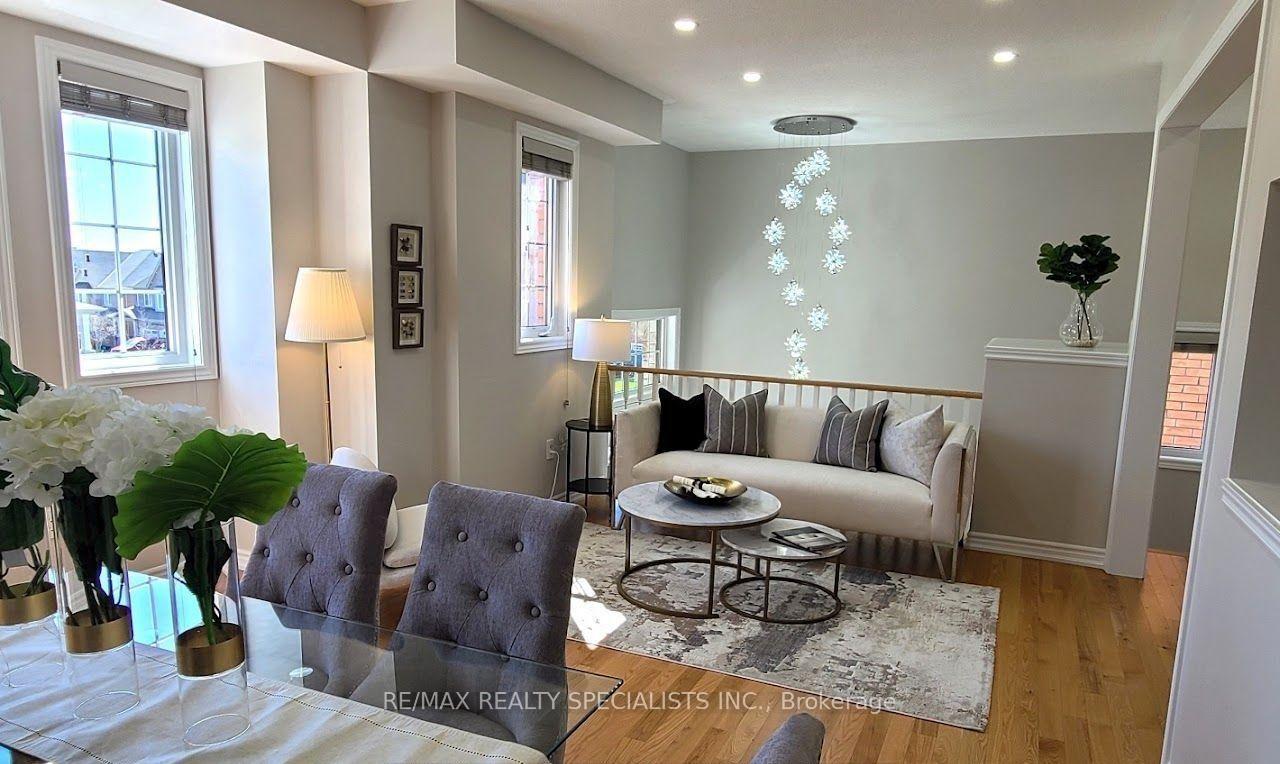 Photo 6 of 186 Lyle Drive, Clarington, Bowmanville — HOMEH