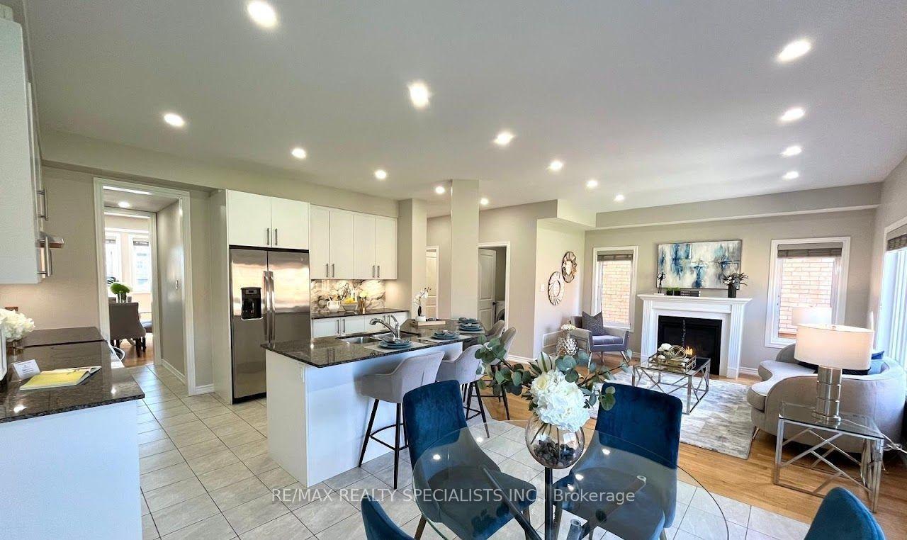 Photo 13 of 186 Lyle Drive, Clarington, Bowmanville — HOMEH
