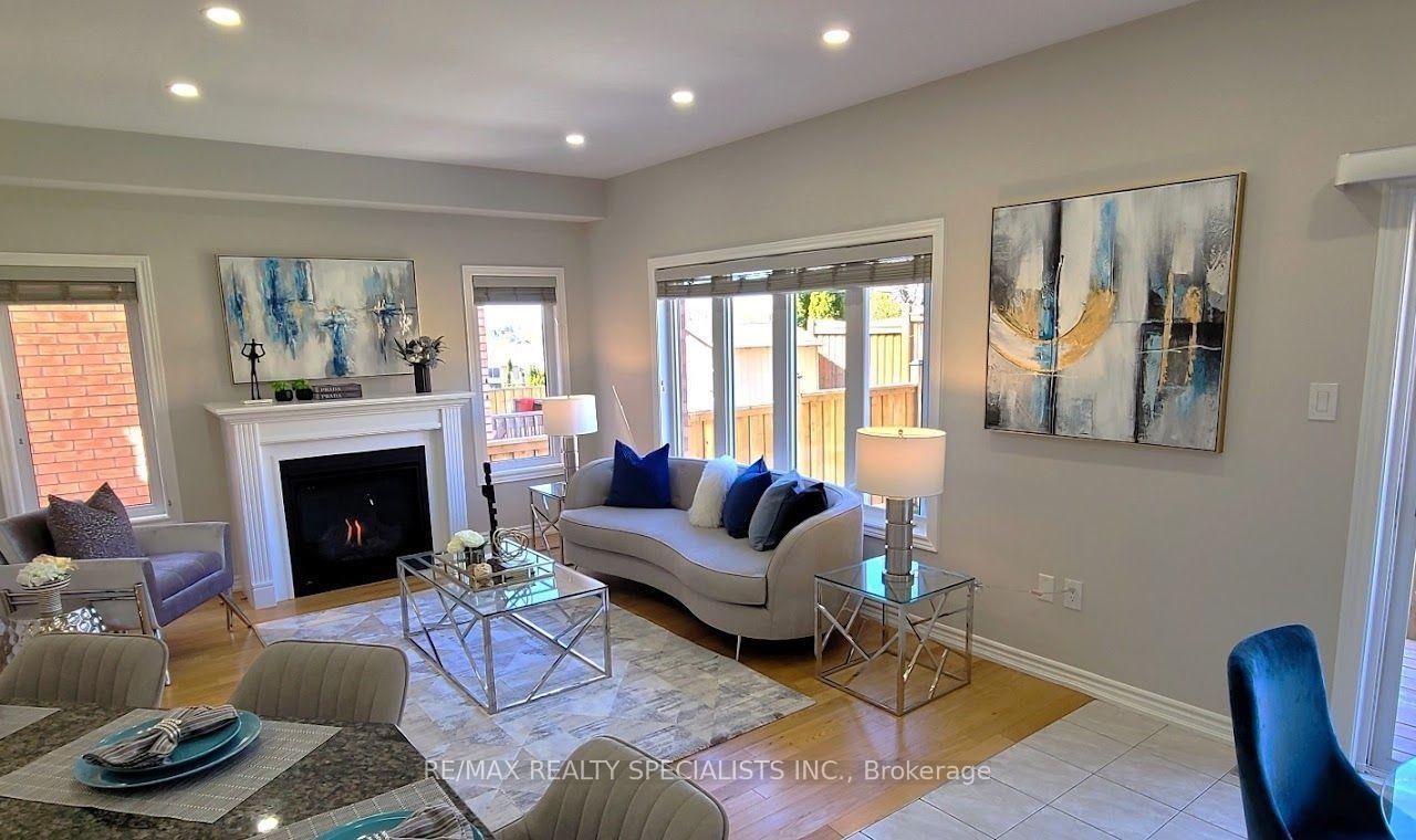 Photo 16 of 186 Lyle Drive, Clarington, Bowmanville — HOMEH