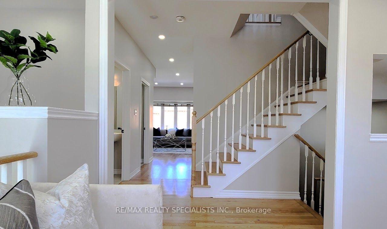 Photo 19 of 186 Lyle Drive, Clarington, Bowmanville — HOMEH