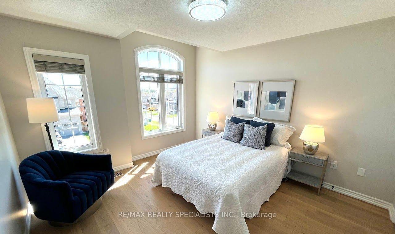 Photo 26 of 186 Lyle Drive, Clarington, Bowmanville — HOMEH
