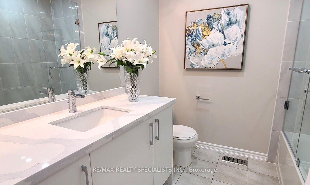 Photo 30 of 186 Lyle Drive, Clarington, Bowmanville — HOMEH